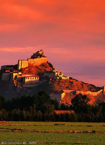 西藏布达拉宫图片