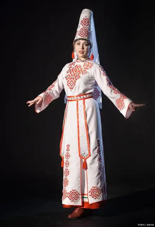 新疆的少数民族主要分布在哪里?