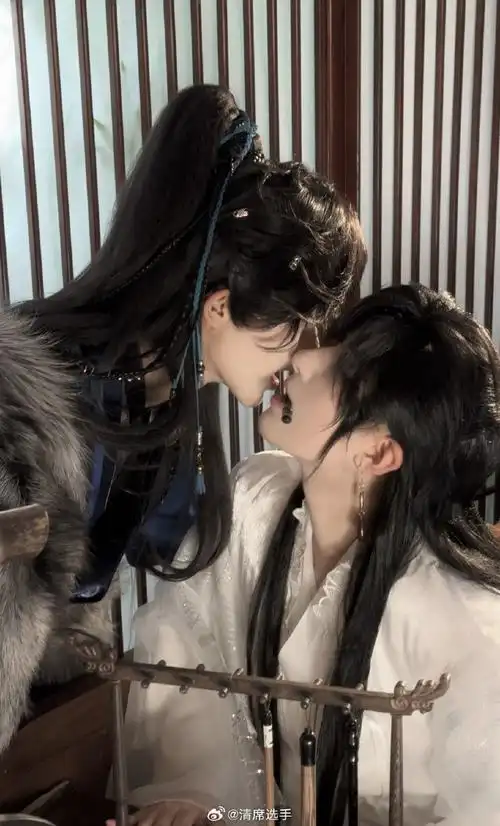 沈兰舟##萧策安##氛围感