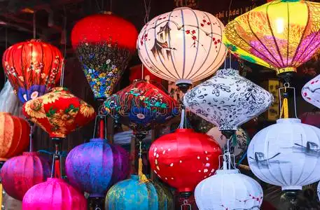 灯笼采用老的大街霍伊一,越南照片