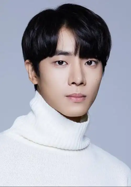 秋英宇 young woo chu