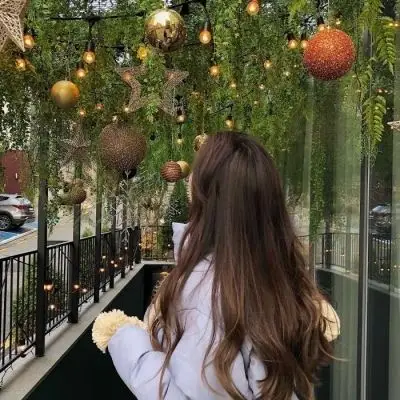 女生背影头像可爱清新2019 我避开人潮安静对你笑,女生头像图片-回车