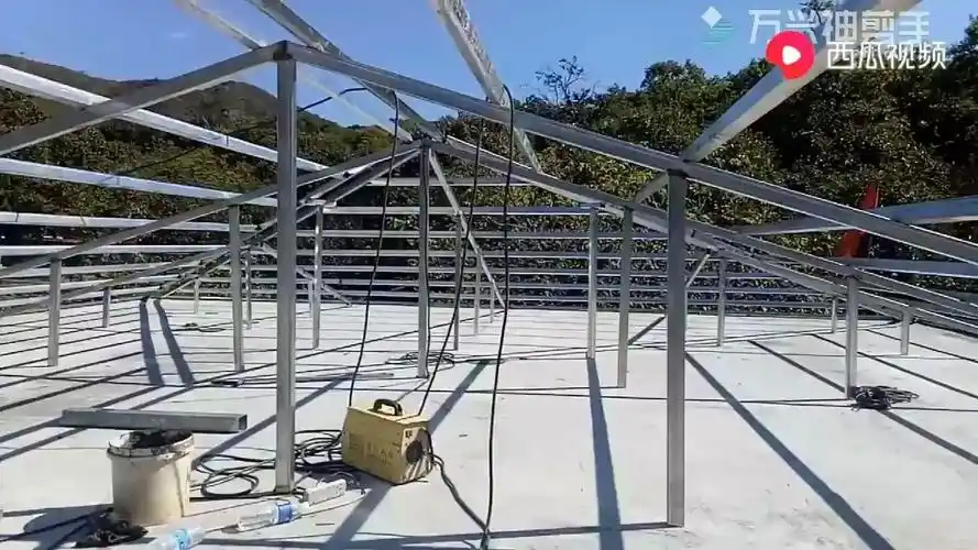 平顶楼房搭钢架盖树脂瓦,120元一平米贵不贵?