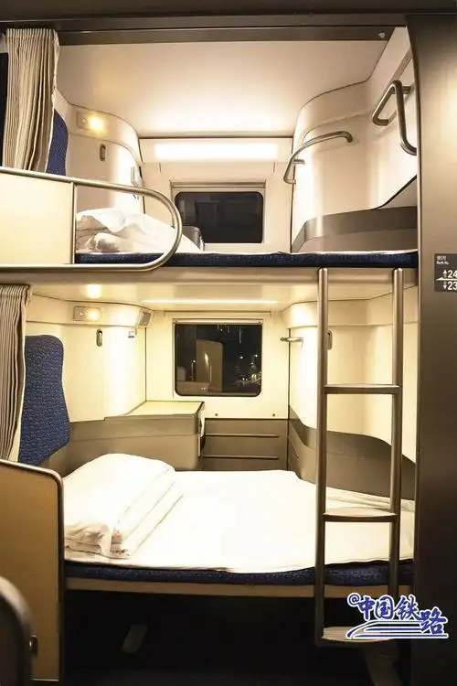 975_1462竖版 竖屏