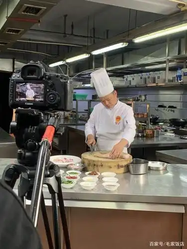 毛家饭店又双叒叕上央视啦!搬好小板凳打开cctv4《美食中国》