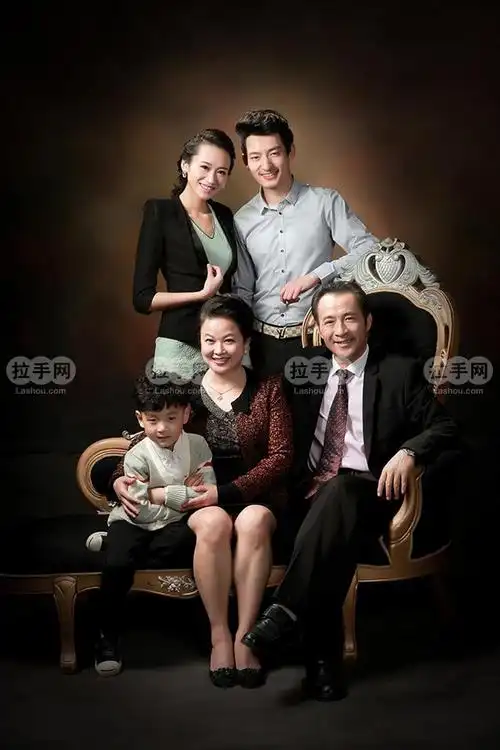 【慕林国际创意摄影团购】慕林699元全家福套系团购 - 北京拉手网