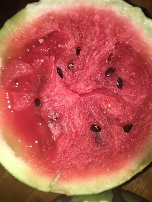 买了一个烂西瓜