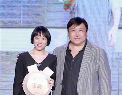 王晶导演与作家荞麦.