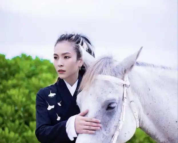 好声音汪峰学员患黑色素瘤离世,去年结婚儿子不满一岁_张恒远_毕夏