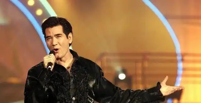 59岁费翔不再沉默,终于说出至今未婚的原因,听完不禁令人泪目