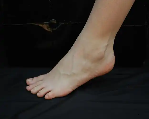 真人脚部素材参考图