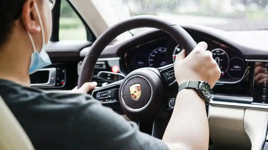 原创这就是富二代喜欢panamera的原因