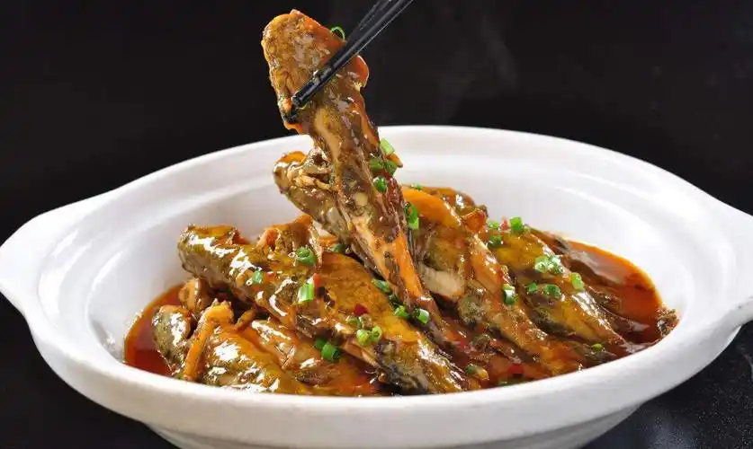 黄骨鱼小孩可以吃吗 小孩吃黄骨鱼还是鲈鱼好