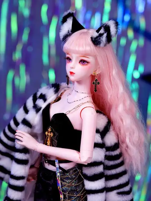 百万级别定制的芭比娃娃60厘米现代装德必胜芭比娃娃性感芭比娃娃衣服