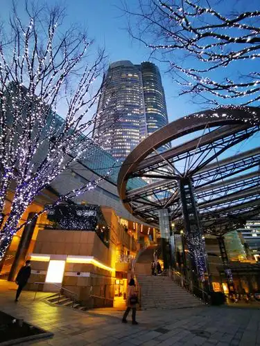 其它 日本自由行 写美篇2003年建成六本木之丘是按照下个世纪理想东京