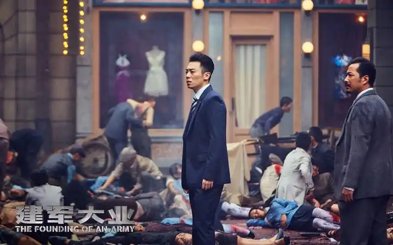 电影《建军大业》最新剧照高清桌面壁纸