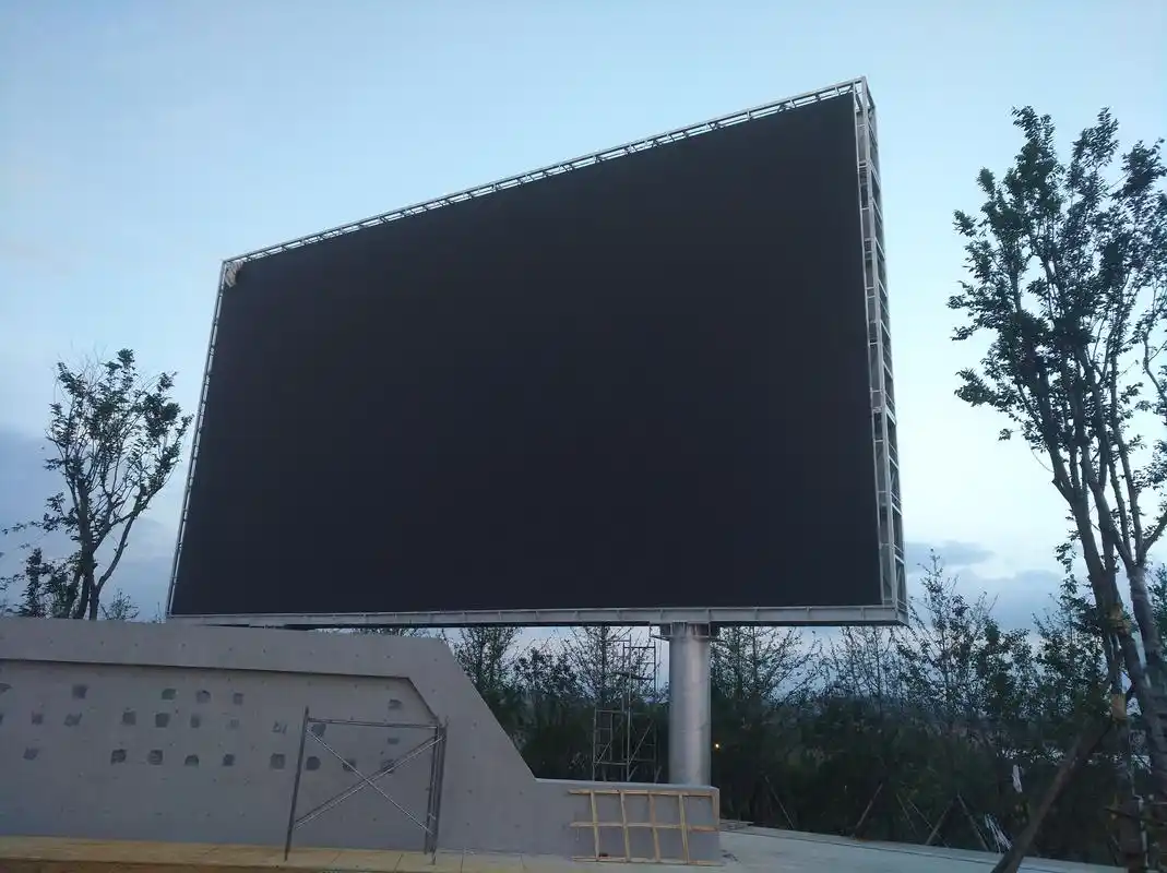 贵州毕节户外p8全彩led显示屏350平方户外p8全彩led电子屏户外led大