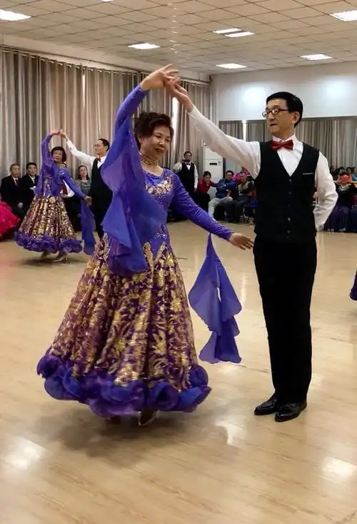 省老年大学中信交谊舞一年级