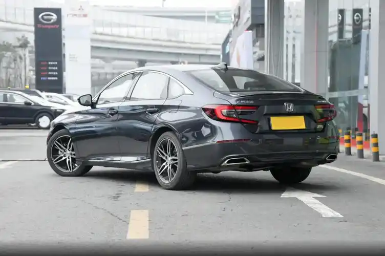 本田雅阁2021款落地价是多少(16.98万起售的雅阁到底多能打?