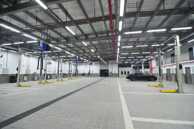 无锡永达林肯中心 维修间