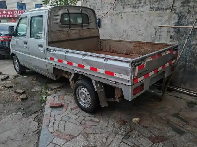 到店16年5月和17年8月五菱双排货车,排量1点5,有空调 - 抖音