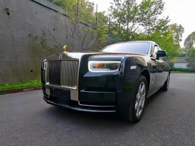 劳斯莱斯幻影多少钱一辆(劳斯莱斯幻影多少钱一台) - 千梦