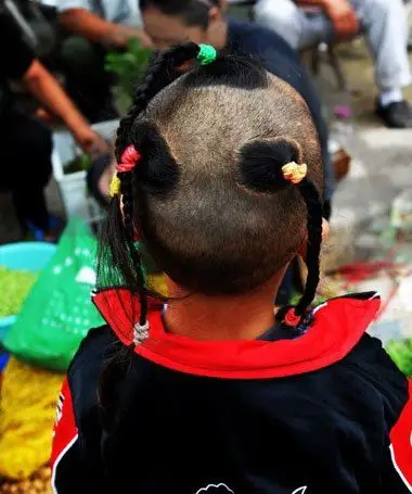 男孩子扎小辫子剪什么发型好看 男士小辫子发型扎法(2)