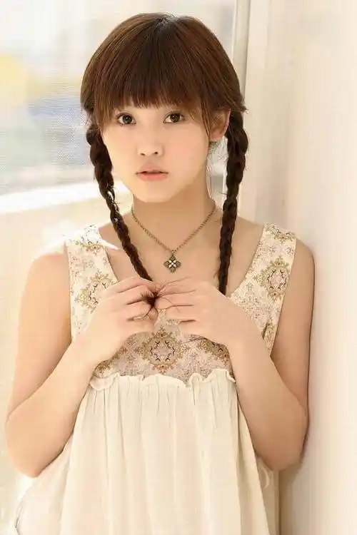 赵薇处女作电影女主角杨子姗私密照(组图)