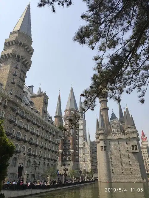 再游新乐美术学院