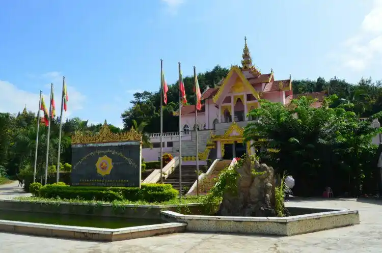 1991年特区开始实施禁毒计划.图为掸邦禁毒战争纪念馆.