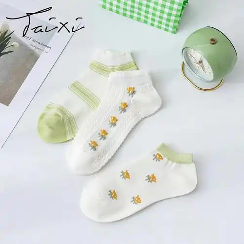 女士纯棉可爱风短袜