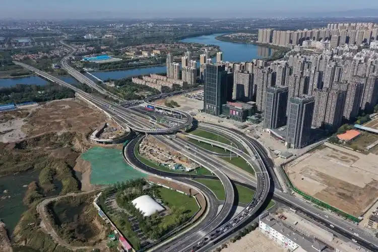 京津冀在行动|通燕高速燕郊出口立交枢纽通车_河北新闻网手机版