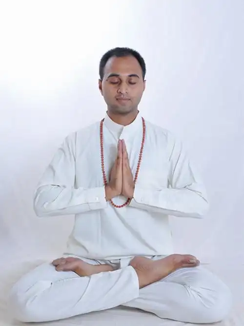 印度阿斯汤加瑜伽培训学院(ashtanga training india)创始人国际瑜伽