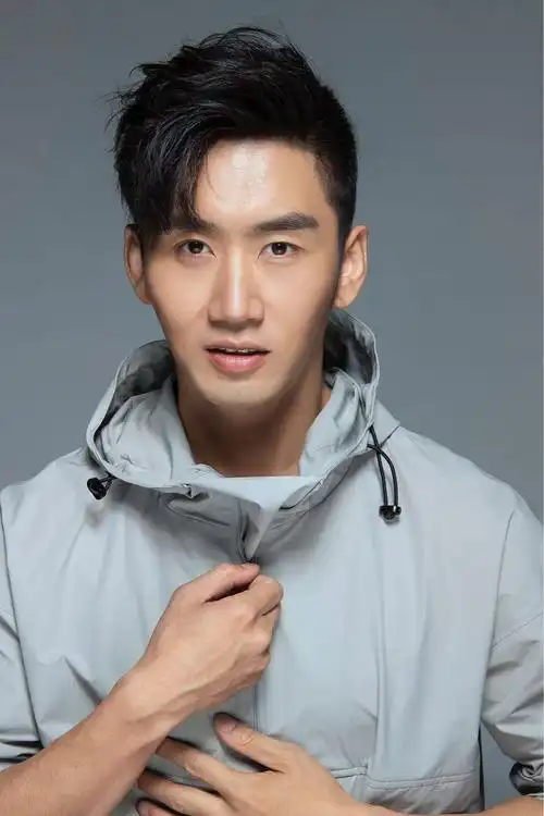 何达我的白鲸男友首演反派搭档实力班底演绎奇幻爱情