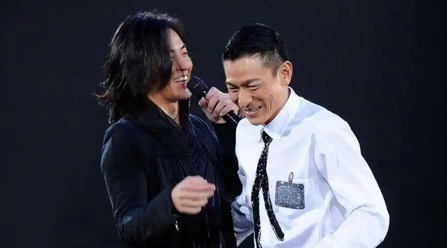 壮到扣子快撑掉,陈浩南却逐渐"消亡"_张耀扬_郑伊健_消息