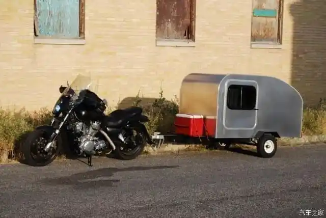 请问摩托车或者自行车牵引的迷你拖挂房车能上路吗