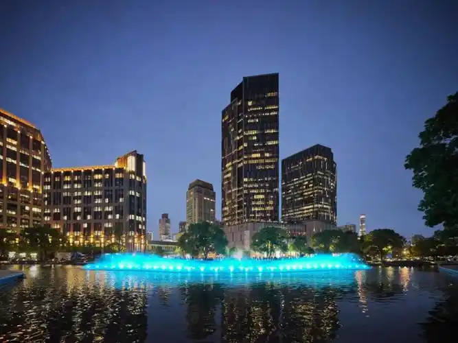 [分享]crazywater 作品丨上海新天地太平湖水秀