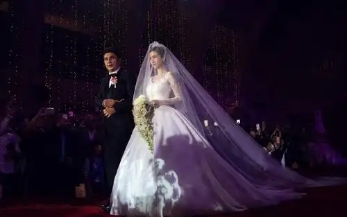 黄晓明baby婚礼婚纱照片