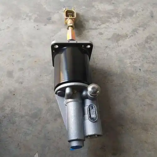 厂价供应批发零售重汽分泵豪沃豪曼fg9604230050豪曼离合器助力缸