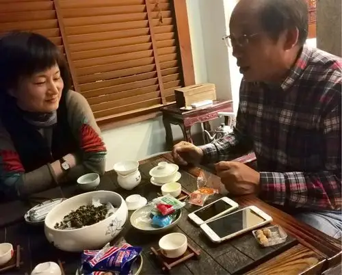 今晚与我最适合的朋友一起喝茶