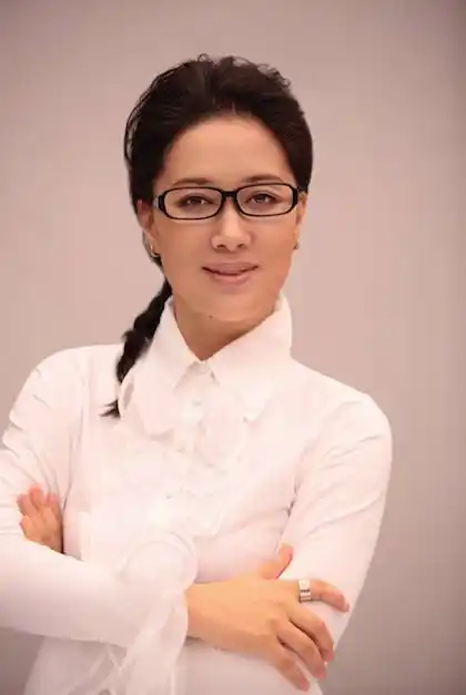 今晚与茅威涛聊一聊,越剧的中西融合之作《寇流兰与杜丽娘》