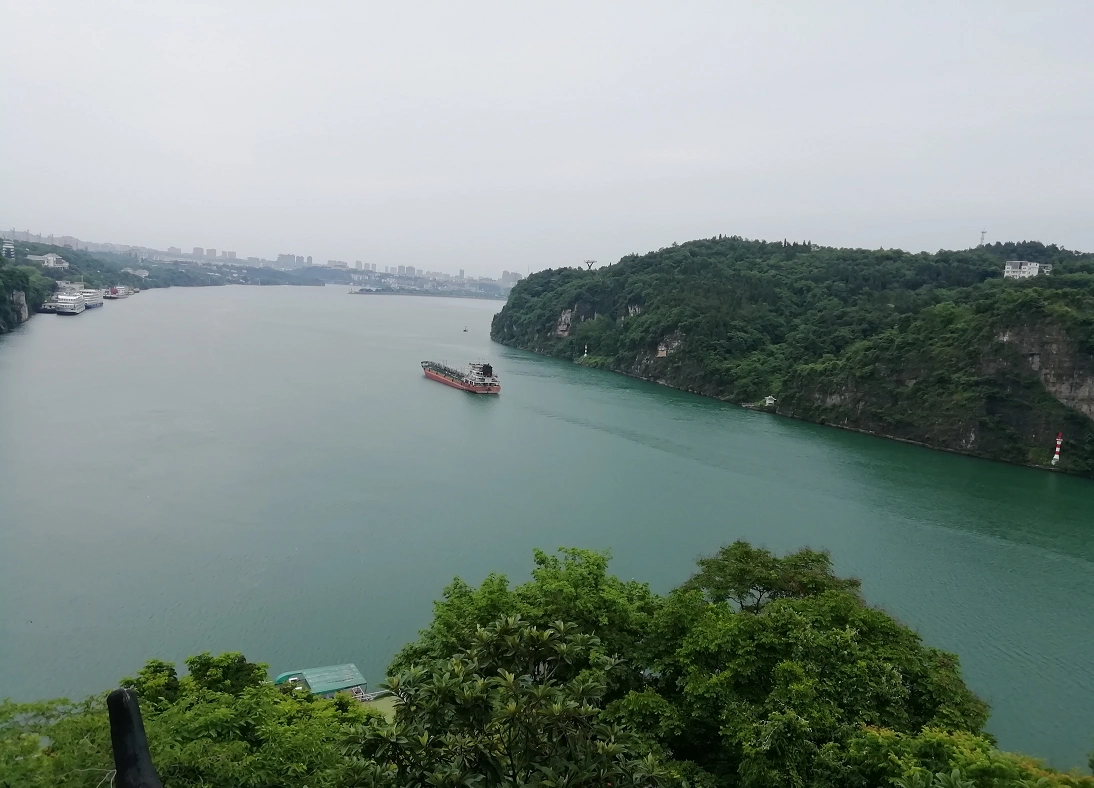 这里是长江三峡的东起始点——宜昌南津关
