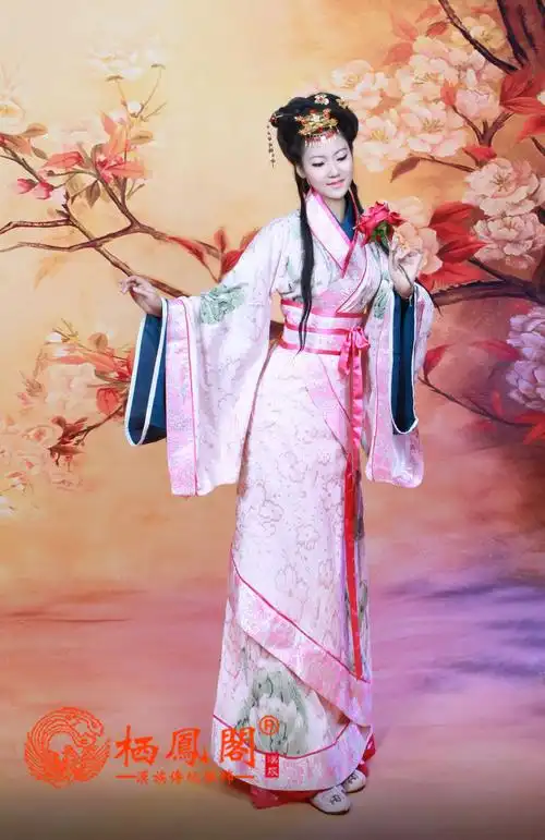 栖凤阁汉服汉代服装民族曲裾深衣(淡兰/浅粉).