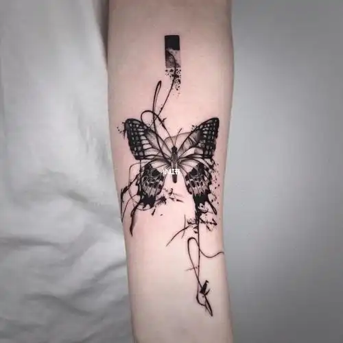 蝴蝶纹身暗黑蝴蝶