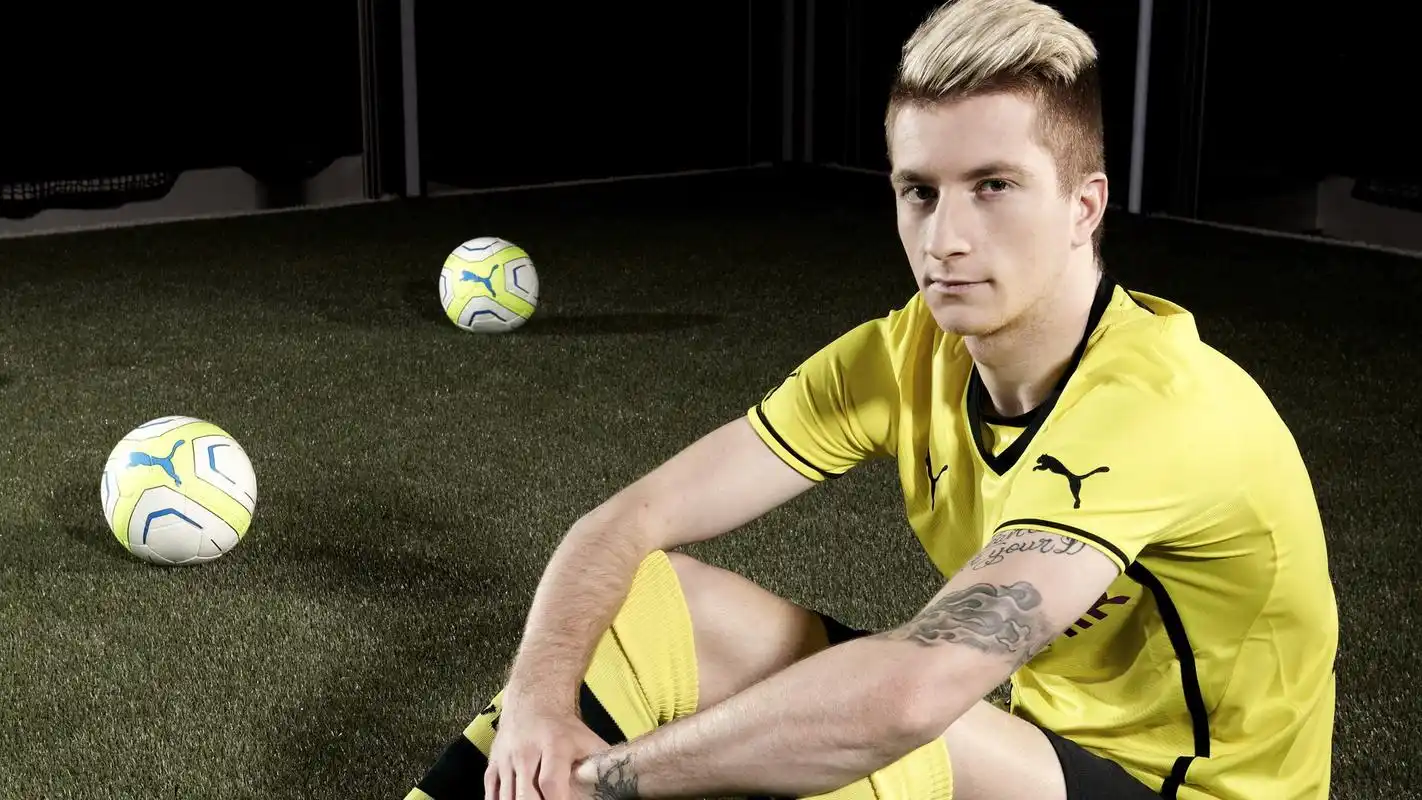 多特蒙德足球明星写真高清电脑桌面壁纸