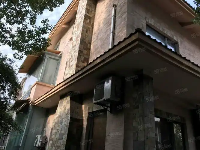 别墅,送超大花园,位置安静,附赠面积大,豪华装修,龙华花园-上海58同城