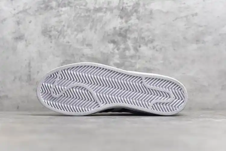 经典阿迪达斯 adidas superstar 2020 新金标贝壳头板鞋 eg4958