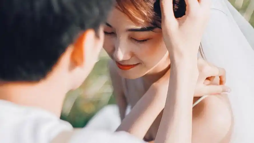 情侣七夕浪漫婚纱,高清壁纸图片,情人节-回车桌面