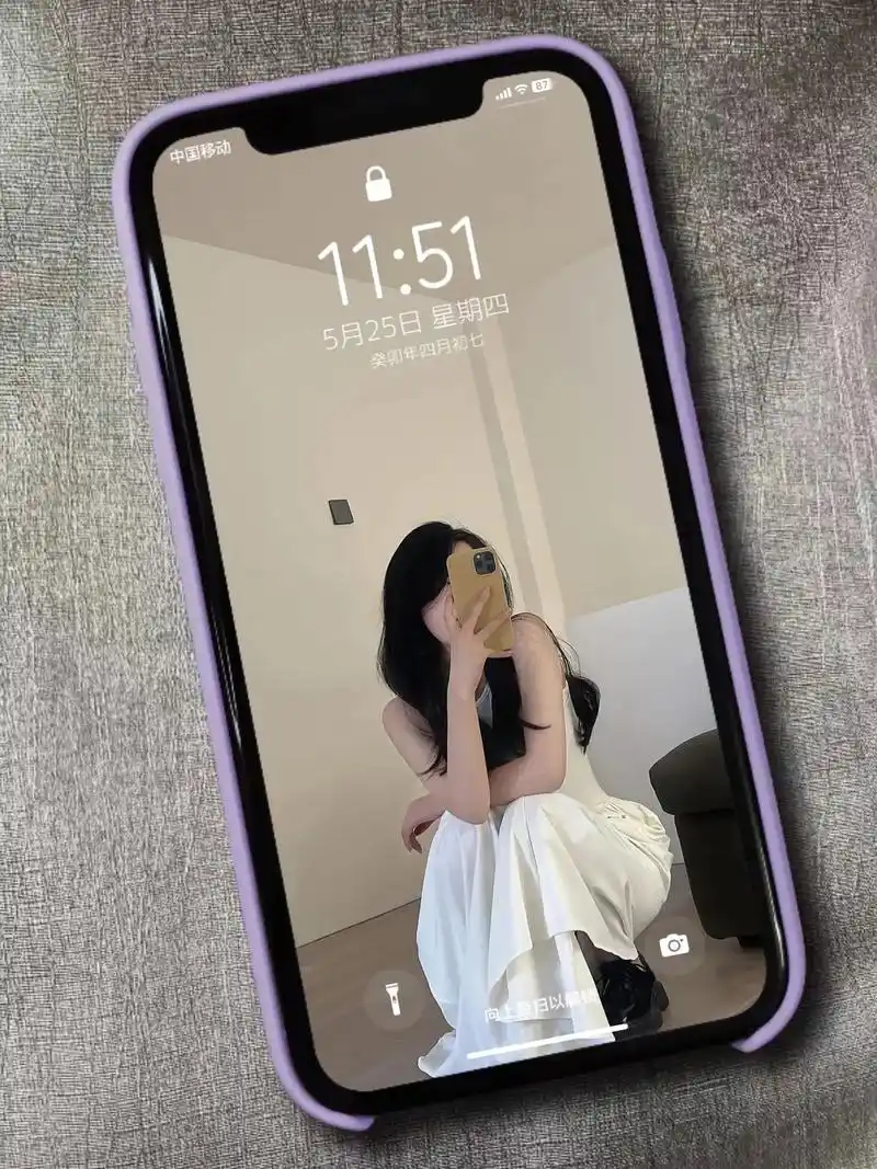 超养眼的ins风高级感锁屏美女壁纸.#屏保该换了系列 #手机 - 抖音