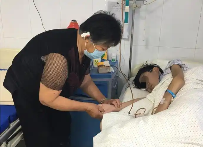 安徽颍上18岁重症少年身患肺结核苦盼援手
